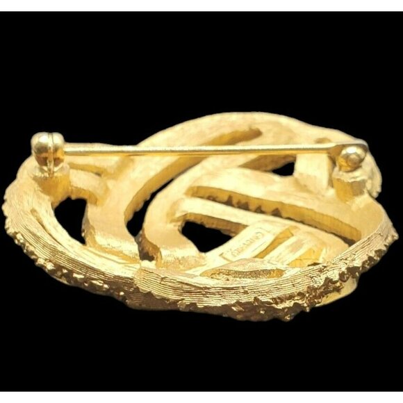 Crown Trifari Knot Brooch Pin Textured Infinity Brutalist Gold Tone 60s MCM 2" - Picture 5 of 9
